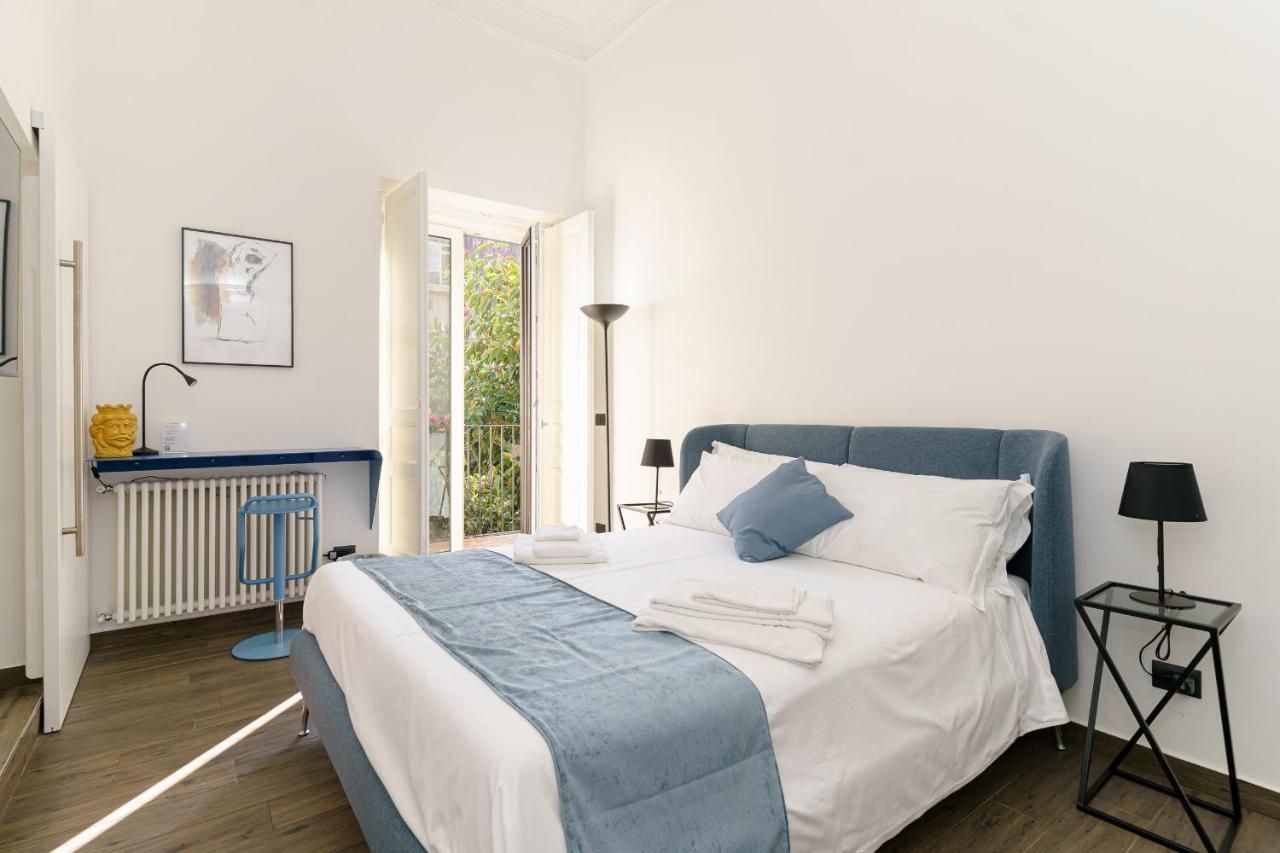 Sisto18 Bed & Breakfast Catania Bagian luar foto