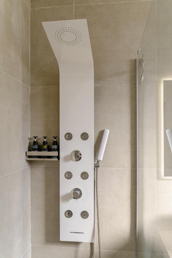 Sisto18 Bed & Breakfast Catania Bagian luar foto