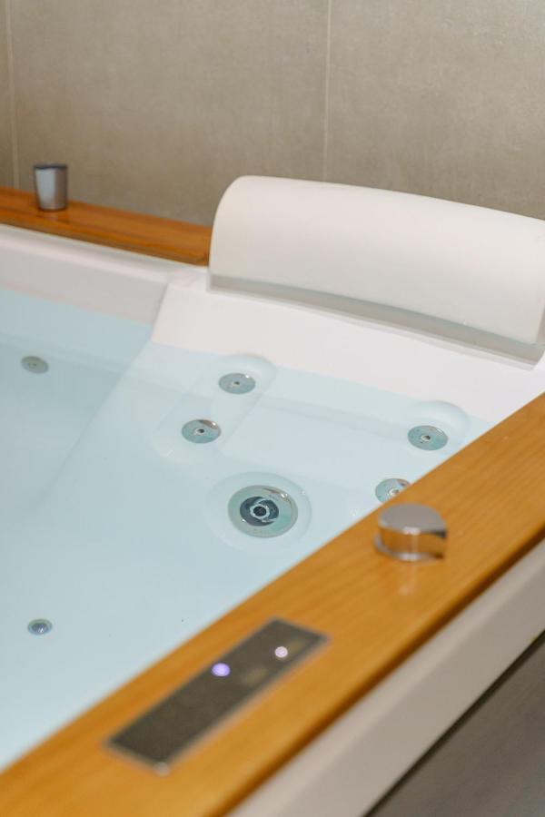 Sisto18 Bed & Breakfast Catania Bagian luar foto