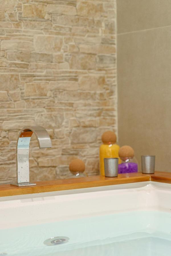 Sisto18 Bed & Breakfast Catania Bagian luar foto