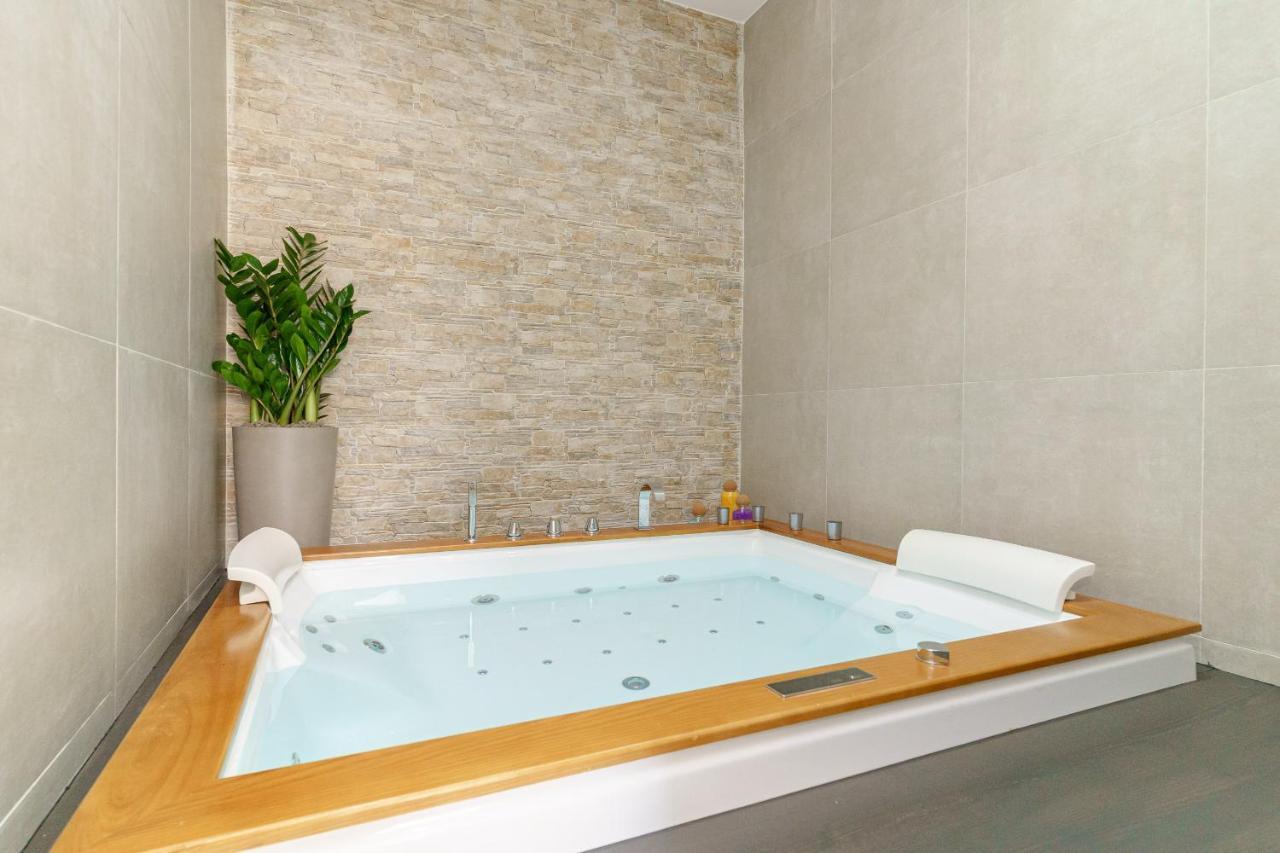 Sisto18 Bed & Breakfast Catania Bagian luar foto