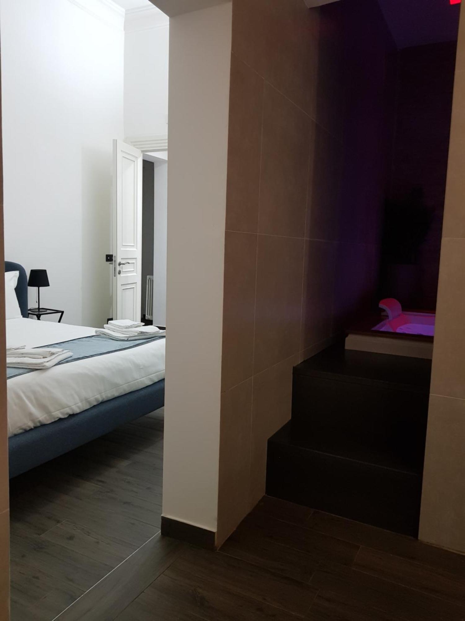Sisto18 Bed & Breakfast Catania Bagian luar foto