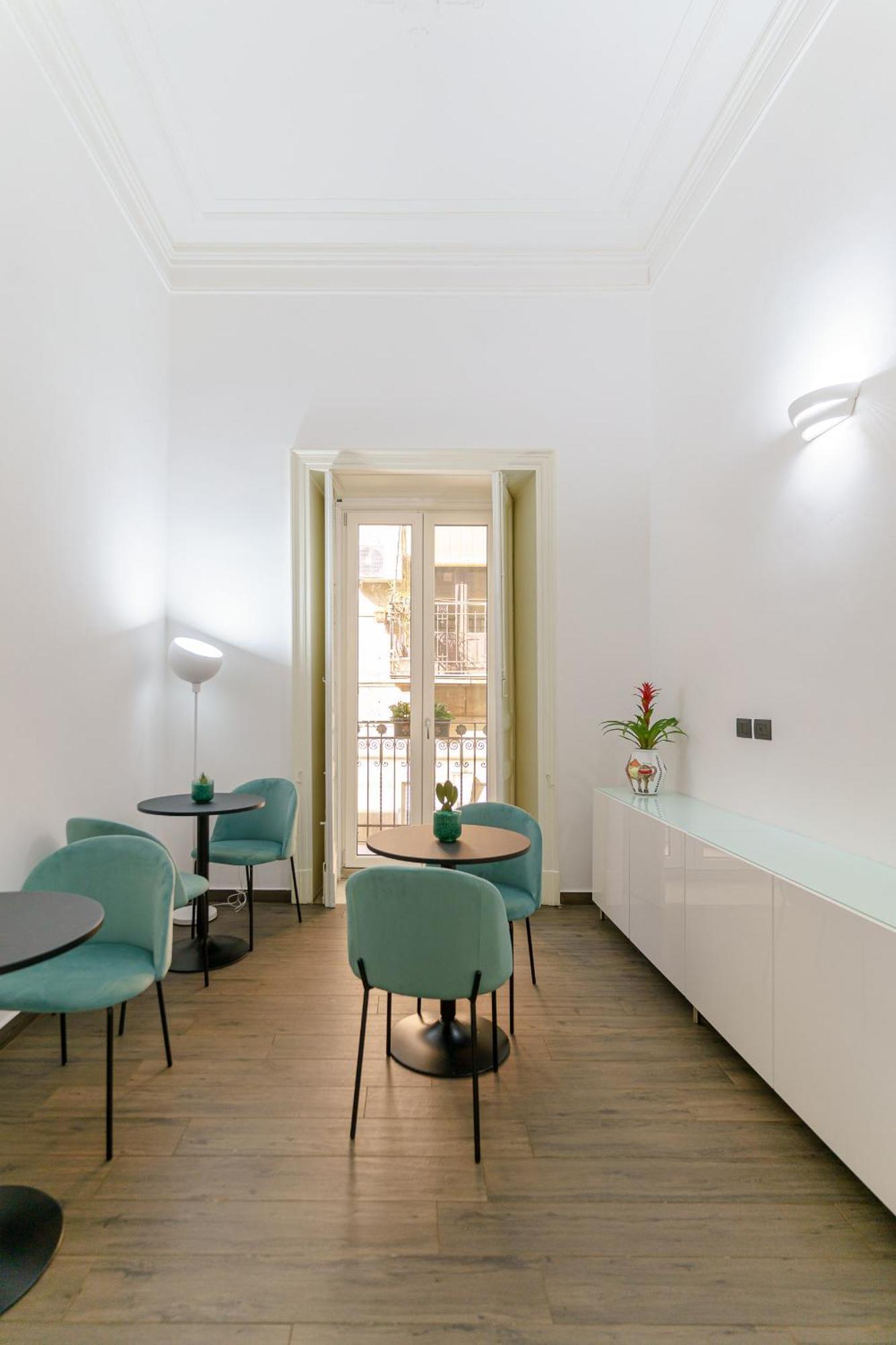 Sisto18 Bed & Breakfast Catania Bagian luar foto