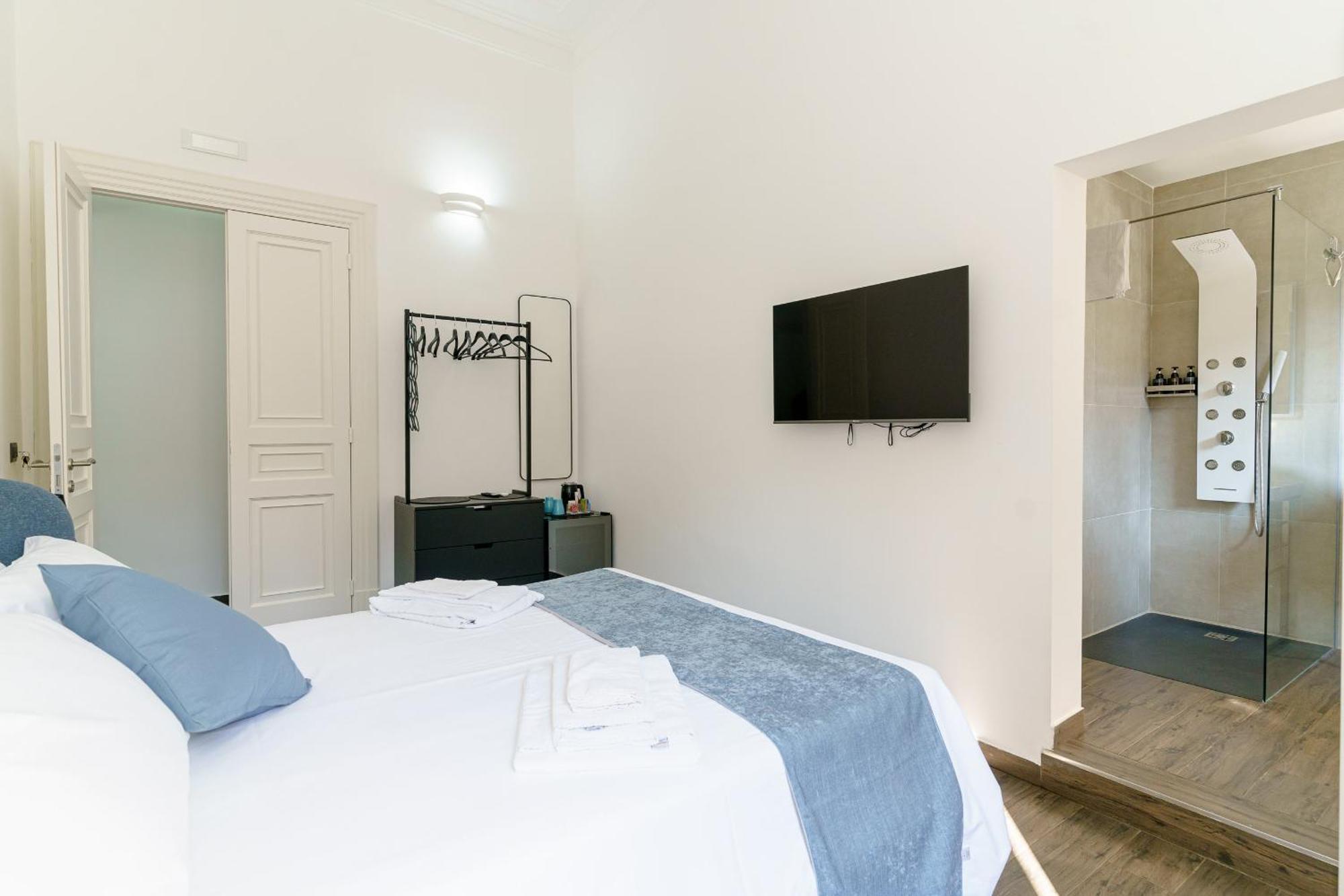 Sisto18 Bed & Breakfast Catania Bagian luar foto