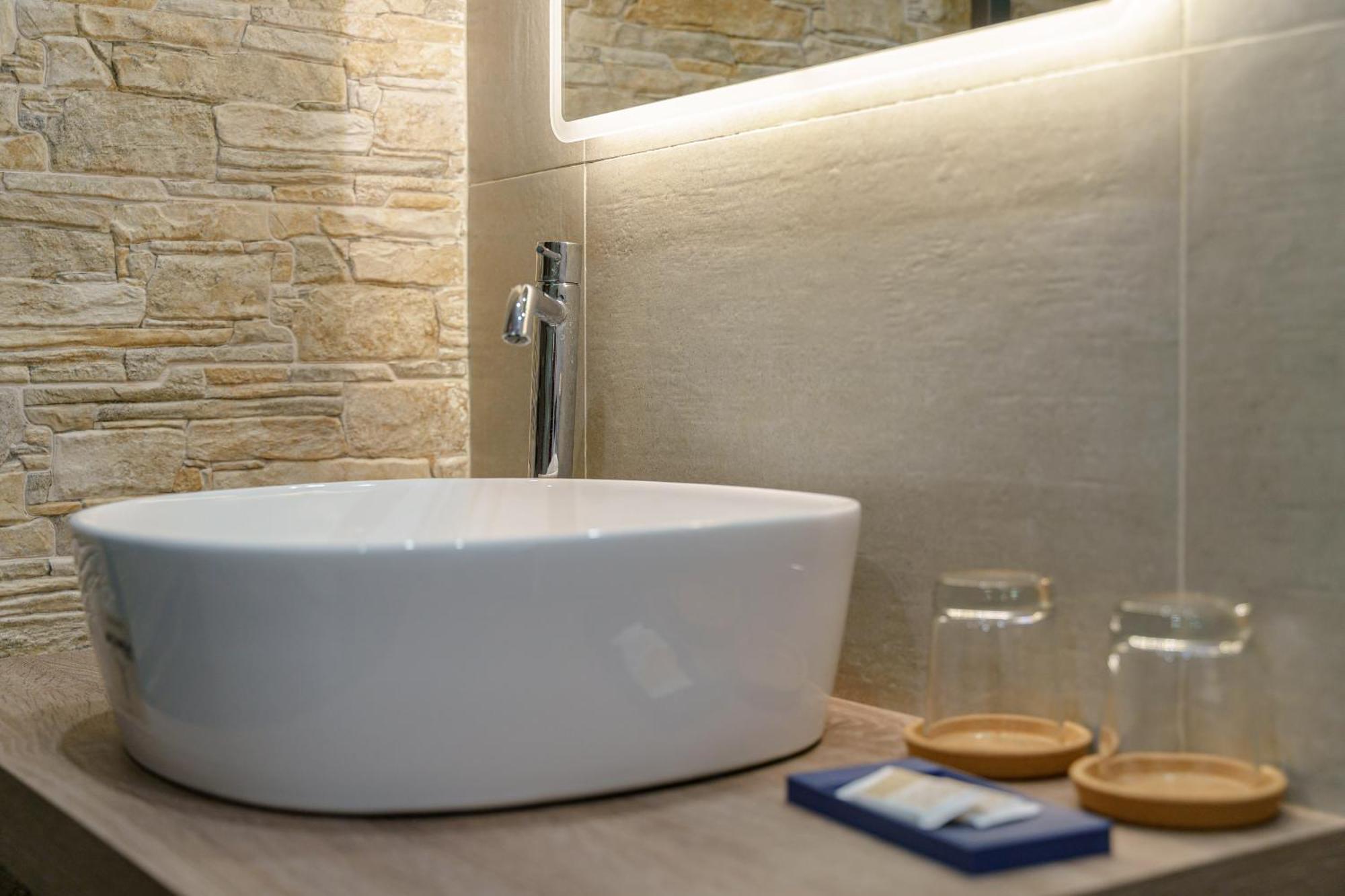Sisto18 Bed & Breakfast Catania Bagian luar foto